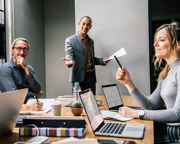 LuxuryStuff About Us 1